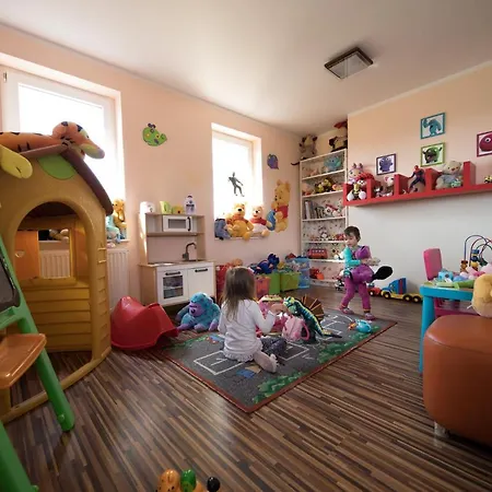 民宿 Willa Sarbinowo 萨比诺瓦